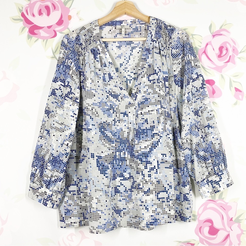 Joie Blue Gray Geometric Square Pixel Print V Neck Blouse M